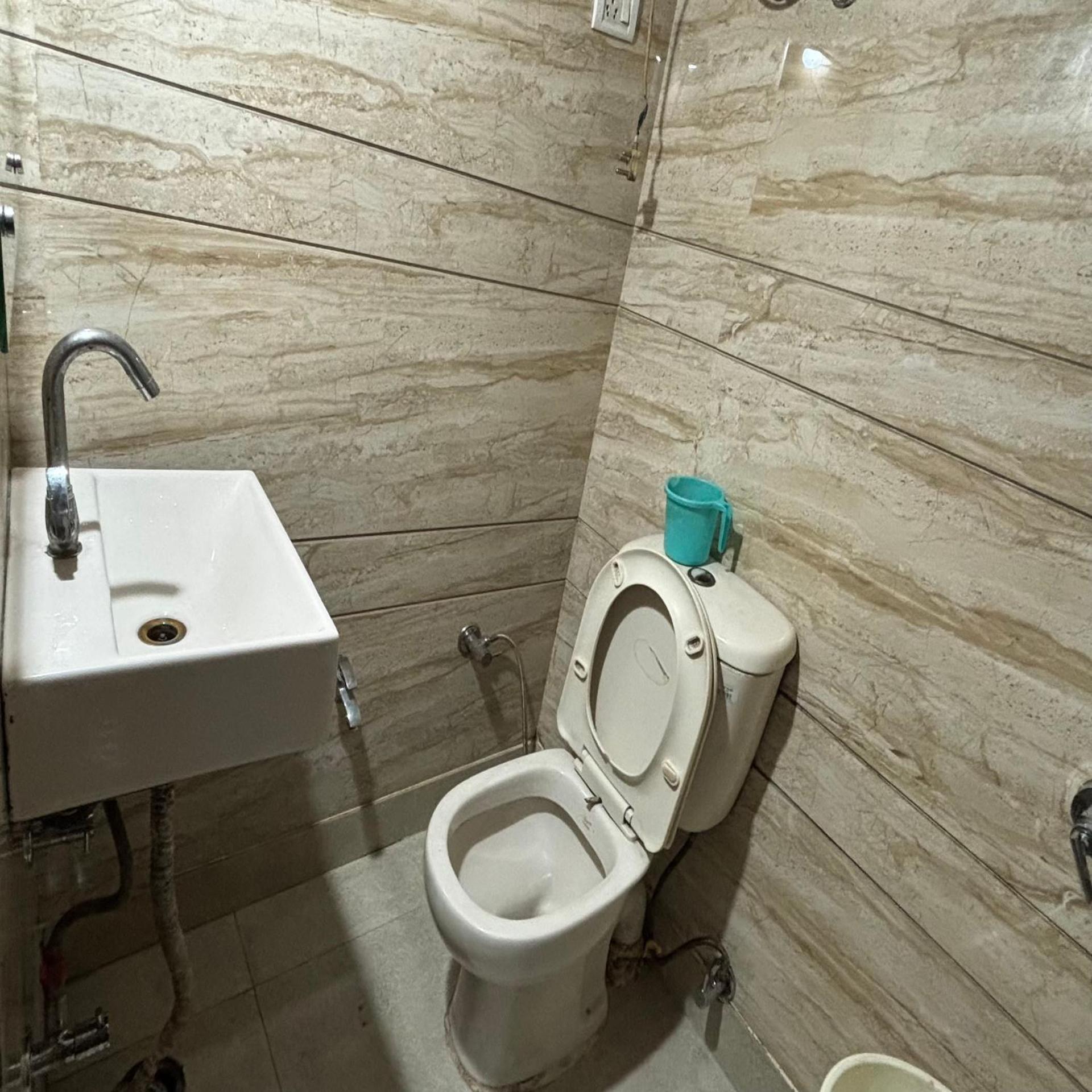 Hotel Pk International Near By New Delhi Station I Couple Friendly Стая снимка